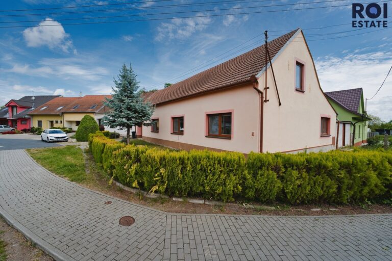 Prodej rodinného domu 155m² s pozemkem až 2 254m², Žabčice
