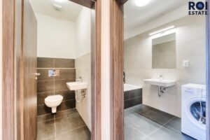 Pronájem bytu 3+kk, 60 m² – Rousínov