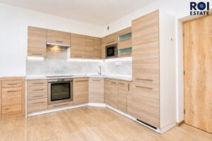 Pronájem bytu 2+kk 63 m², Jesenice