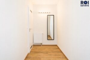 Pronájem rodinného domu 82 m² se zahradou 992 m² a terasou, Statenice