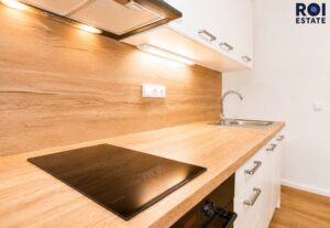 Pronájem bytu 1+kk 30 m², Praha – Košíře