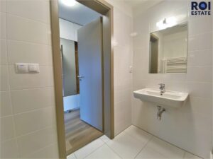 Pronájem, Byt 1+kk s balkonem, 28 m² – Spolková, Brno – střed – Zábrdovice