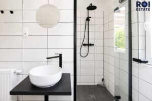 Pronájem rodinného domu 82 m² se zahradou 992 m² a terasou, Statenice