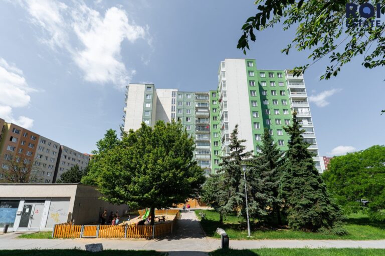 Prostor pro rodinu i investici 3+1, lodžie i sklep, Vinohrady