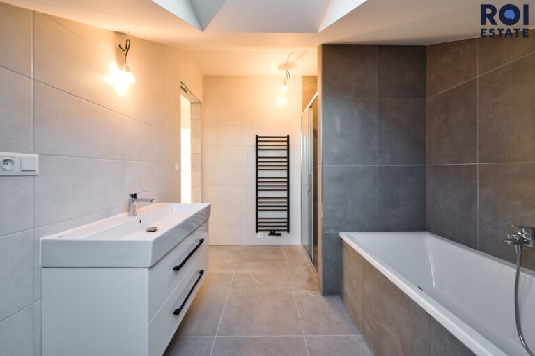 Novostavba rodinného domu 5+kk s garáží, 167 m² – Bratčice