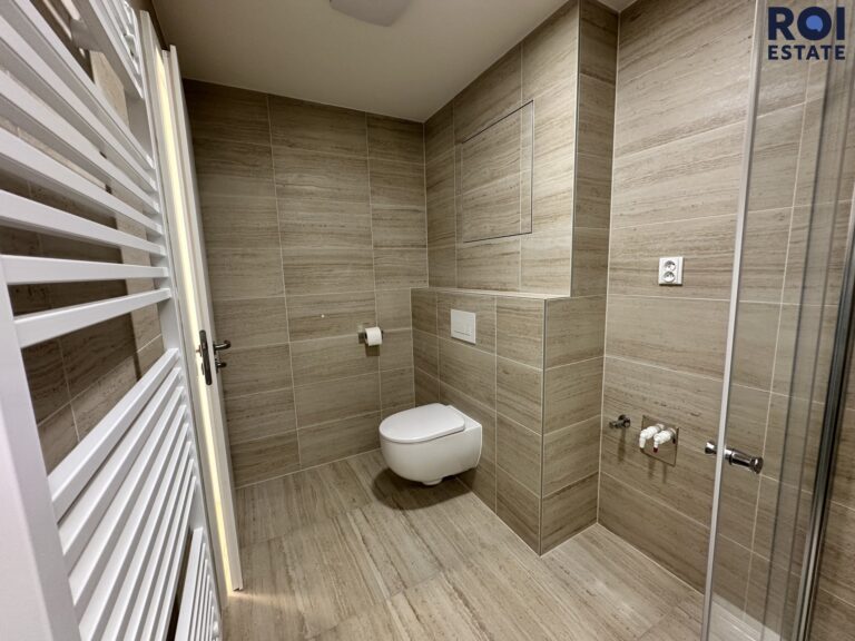 Pronájem bytu 1+kk 31 m² s výhledem do zeleně v Brně – Černá Pole