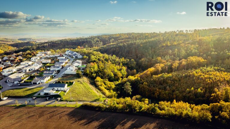 Prodej unikátního stavebního pozemku 1 324 m², Mokrá, Mokrá Horákov