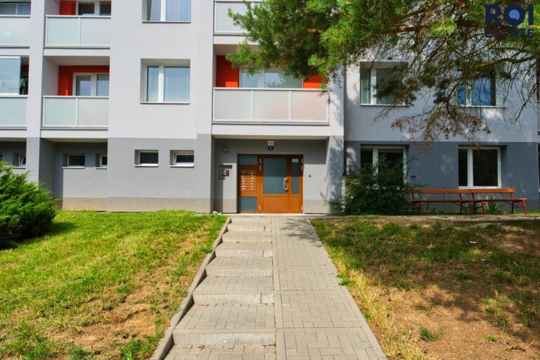 Prodej  prostorného a světlého bytu 1+ 1, 54 m², Blansko