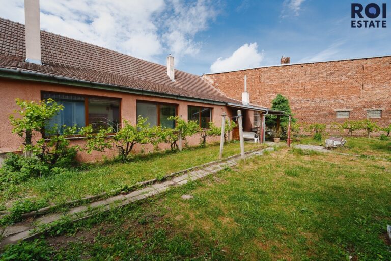 Prodej rodinného domu 155m² s pozemkem až 2 254m², Žabčice