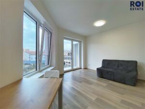 Pronájem, Byt 1+kk s balkonem, 28 m² – Spolková, Brno – střed – Zábrdovice