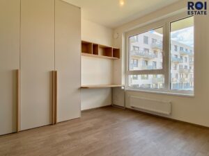 Pronájem, Byty 2+kk, s garážovým stáním a balkónem,  52m² – Praha – Hloubětín