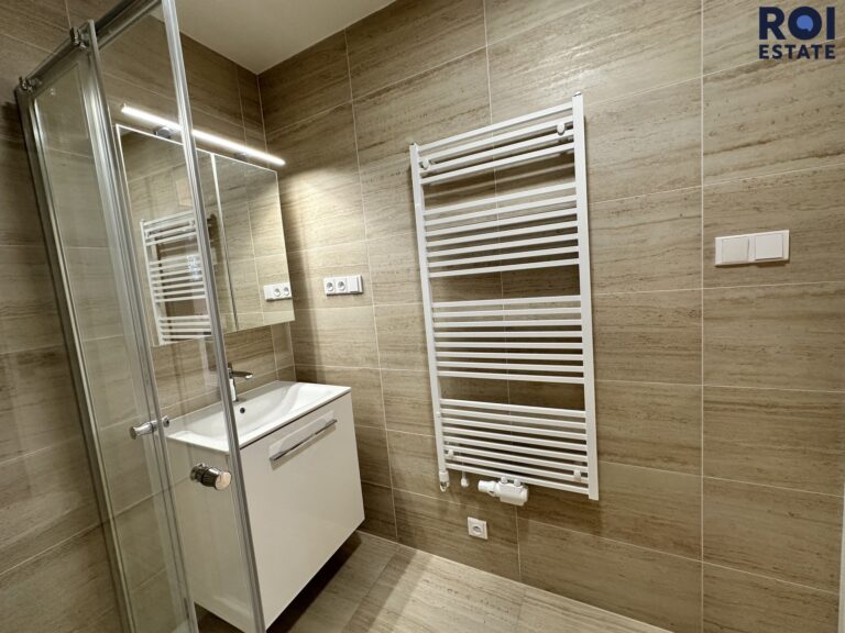 Pronájem bytu 1+kk 31 m² s výhledem do zeleně v Brně – Černá Pole