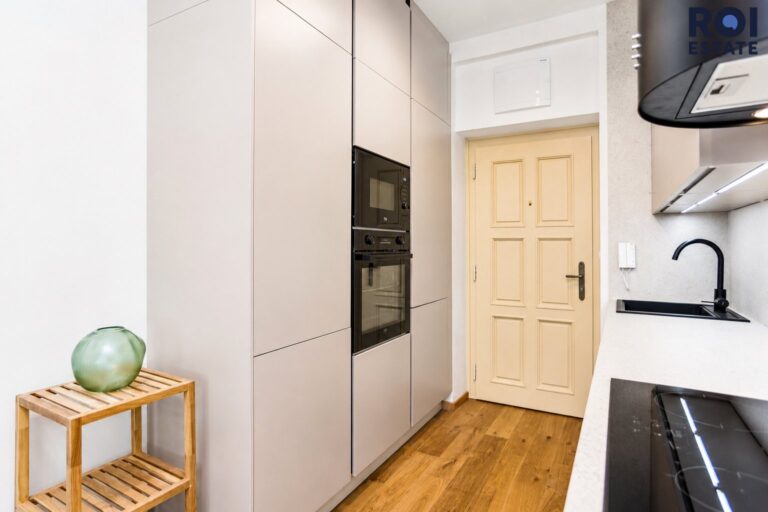 Pronájem bytu 1+kk 23 m², Praha – Dejvice