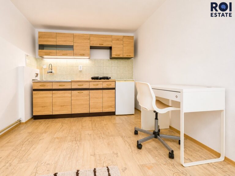 Pronájem bytu 1+kk 30 m², Kněževes
