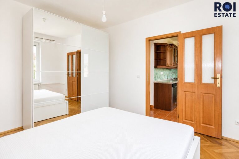 Pronájem bytu 2+1 54 m² s balkónem a sklepem, Praha – Hloubětín