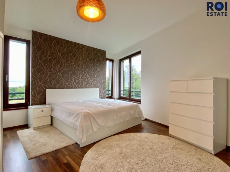 Prostorný byt 3+kk s terasou, balkonem, garážovým stáním a sklepem | 94 m² | Praha 5 – Stodůlky