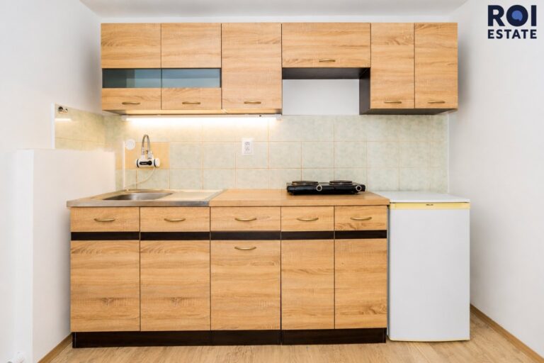 Pronájem bytu 1+kk 30 m², Kněževes
