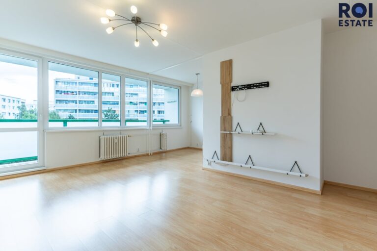 Pronájem bytu 3+kk 71 m² s lodžií, šatnou a parkovací stání, Praha – Chodov