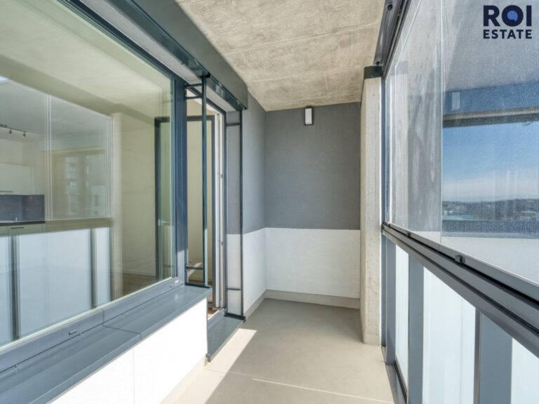 Pronájem bytu 1+kk, 35 m², balkon, garážové stání, Praha 9 – Hloubětín