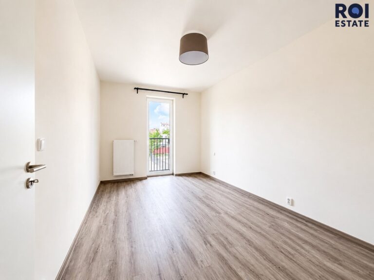Pronájem bytu 2+kk 44 m² s parkovacím stáním a sklepem , Český Brod