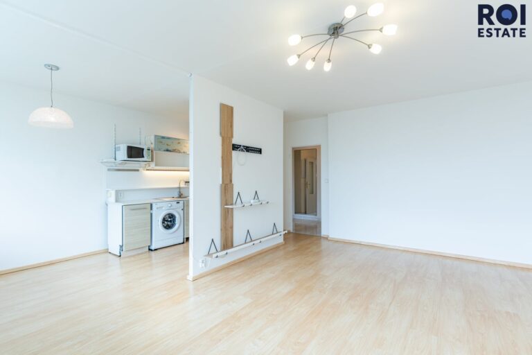 Pronájem bytu 3+kk 71 m² s lodžií, šatnou a parkovací stání, Praha – Chodov
