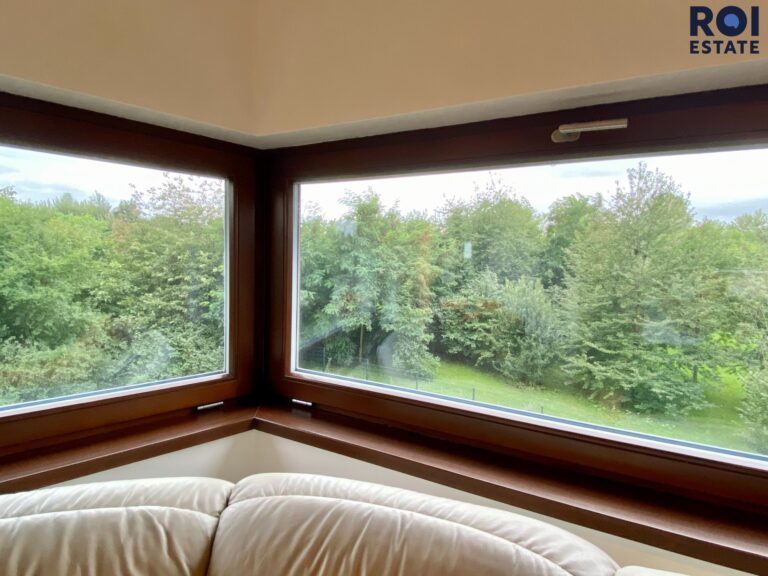 Prostorný byt 3+kk s terasou, balkonem, garážovým stáním a sklepem | 94 m² | Praha 5 – Stodůlky