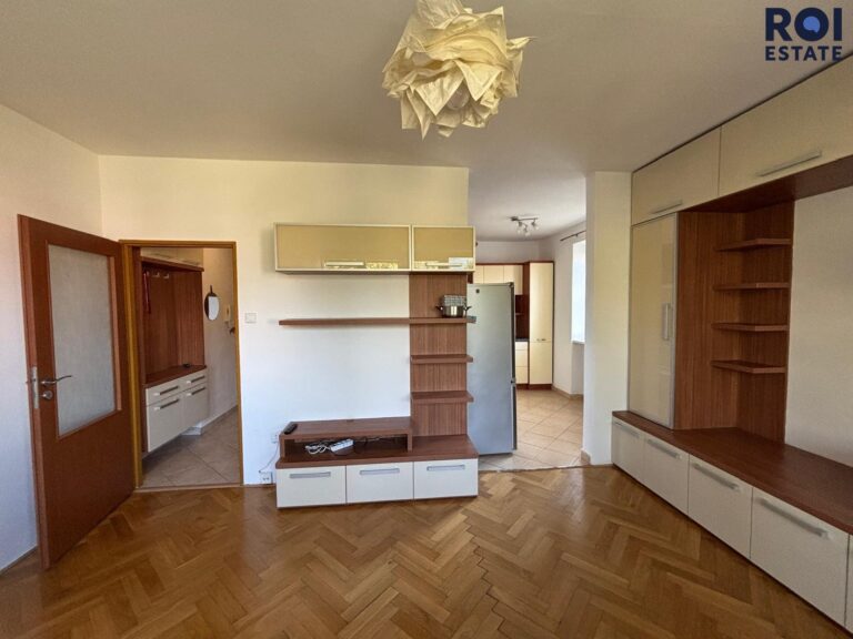 Pronájem bytu 2+1 49 m², Dvorská 22- Blansko