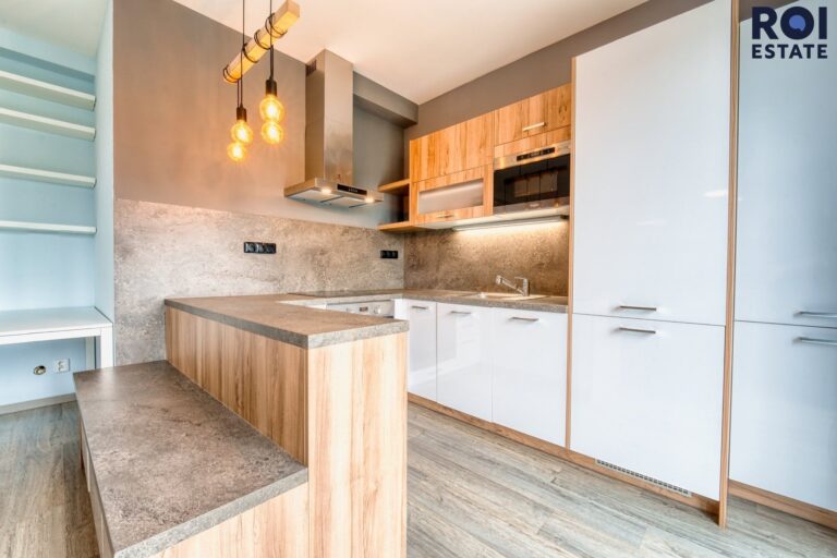 Pronájem, Bytu 2+kk, 64m² – Chlumčanského – Praha 8