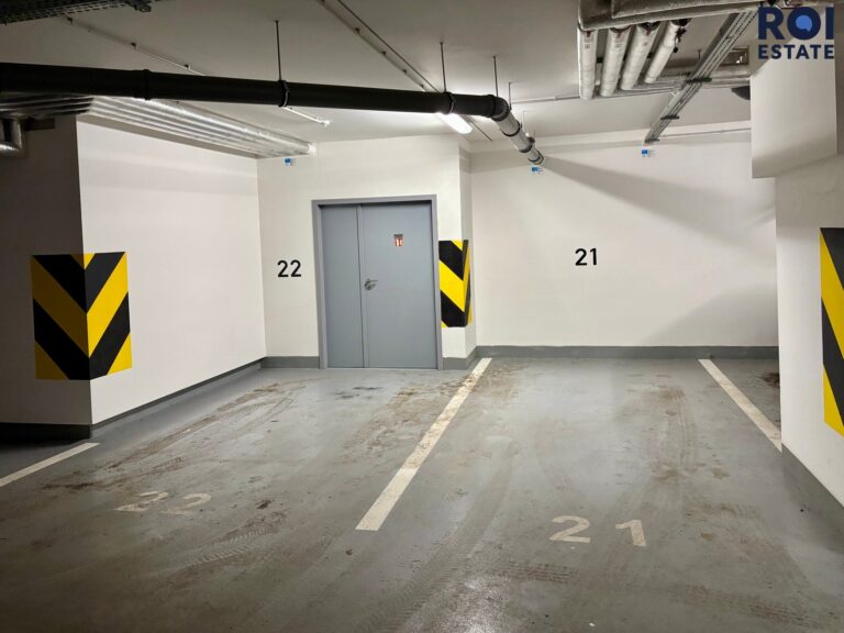 Pronájem bytu 2+kk, 49 m² s terasou 50 m², balkonem, sklepem a garážovým stáním, Praha – Žižkov