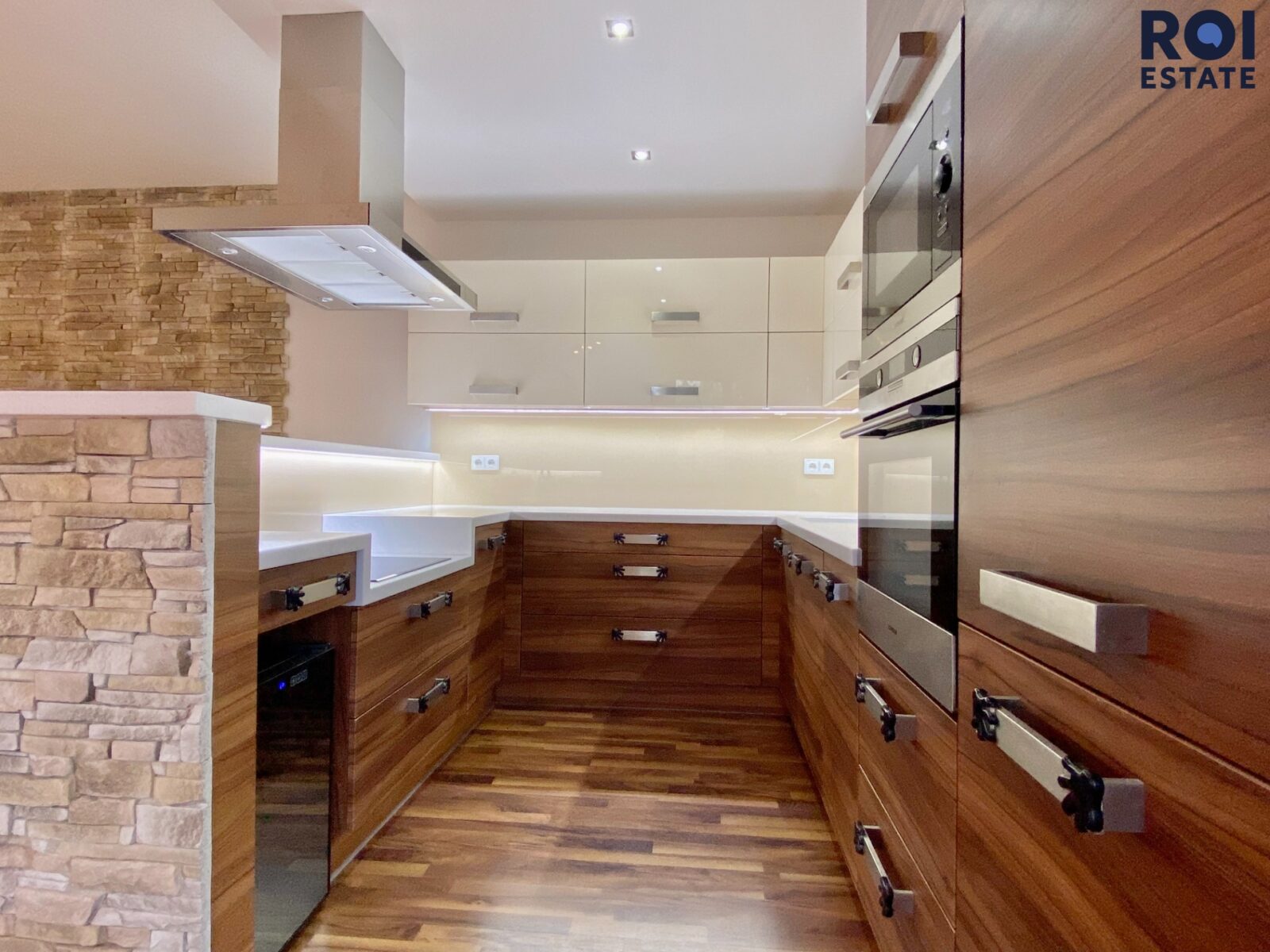Prostorný byt 3+kk s terasou, balkonem, garážovým stáním a sklepem | 94 m² | Praha 5 – Stodůlky