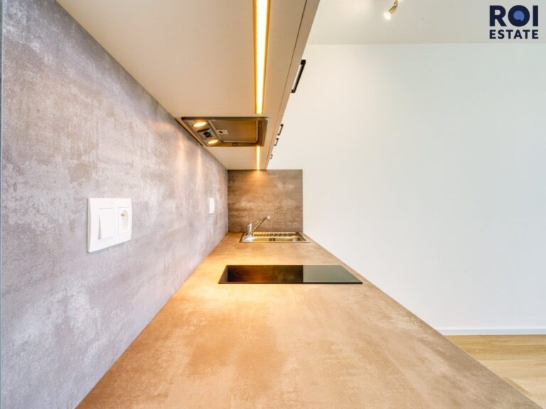 Pronájem bytu 1+kk, 35 m², balkon, garážové stání, Praha 9 – Hloubětín