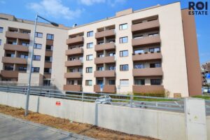 Pronájem bytu 1+kk s balkonem a parkovacím stáním, 45m² – Kigginsova, Brno – Slatina