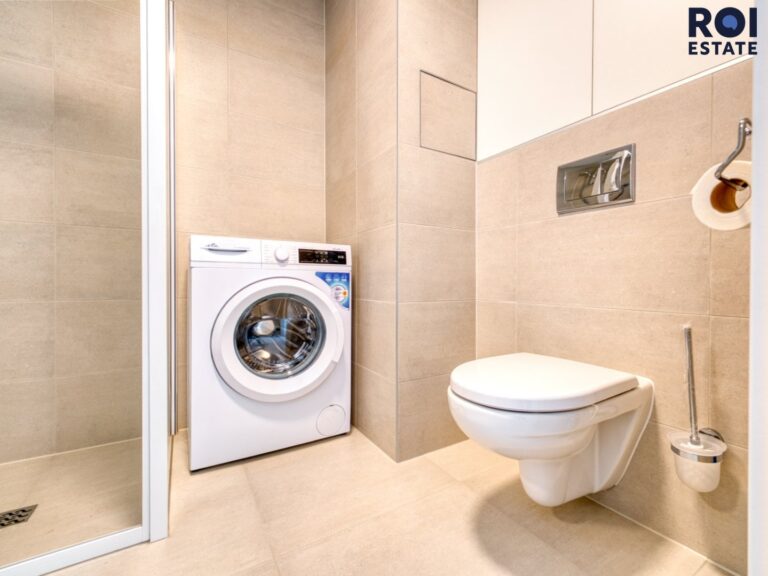 Pronájem bytu 1+kk, 35 m², balkon, garážové stání, Praha 9 – Hloubětín