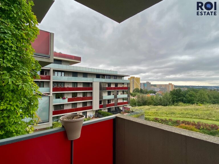 Prostorný byt 3+kk s terasou, balkonem, garážovým stáním a sklepem | 94 m² | Praha 5 – Stodůlky