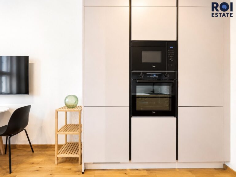 Pronájem bytu 1+kk 23 m², Praha – Dejvice
