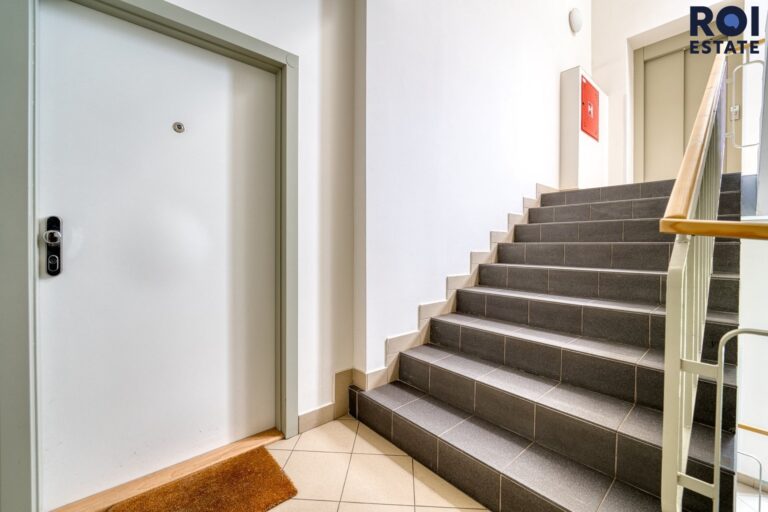 Pronájem, Bytu 2+kk, 64m² – Chlumčanského – Praha 8