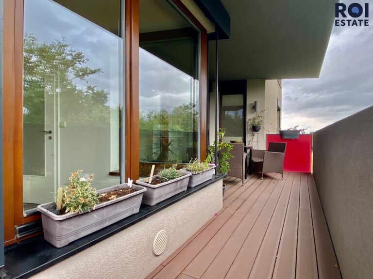 Prostorný byt 3+kk s terasou, balkonem, garážovým stáním a sklepem | 94 m² | Praha 5 – Stodůlky