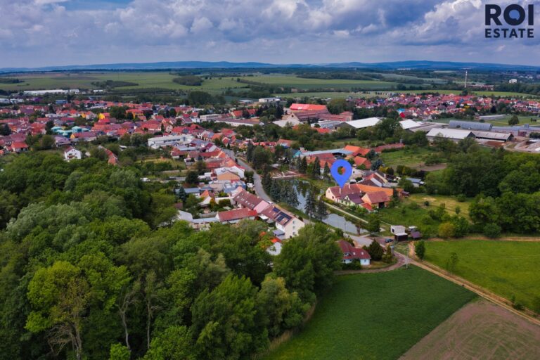 Prodej stavebního pozemku 2 254 m², Žabčice