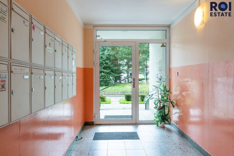 Pronájem bytu 3+kk 71 m² s lodžií, šatnou a parkovací stání, Praha – Chodov