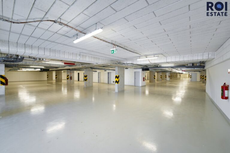 Pronájem bytu 2+kk, 59m² s parkovacím stáním a sklepem – Dřevčická, Brandýs nad Labem