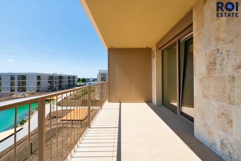 Pronájem bytu 2+kk, 59m² s parkovacím stáním a sklepem – Dřevčická, Brandýs nad Labem