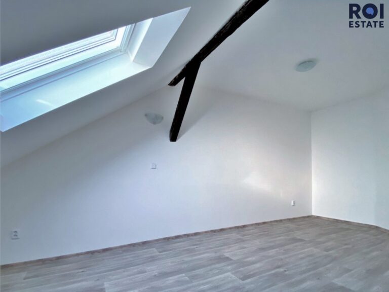 Pronájem bytu 3+1, 60m² – Sýpka, Brno – Černá Pole