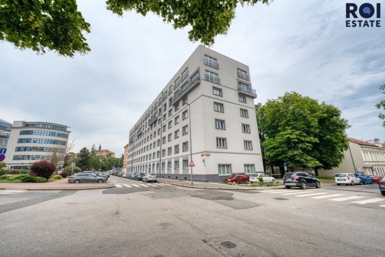 Pronájem, Bytu 2+kk, 64m² – Chlumčanského – Praha 8
