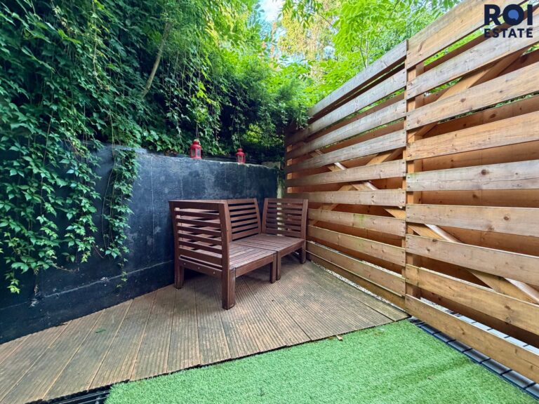 Pronájem bytu 1+kk , celková plocha 27 m², Brno – Pisárky, s terasou, sklepem a společnou zahradou s ohništěm