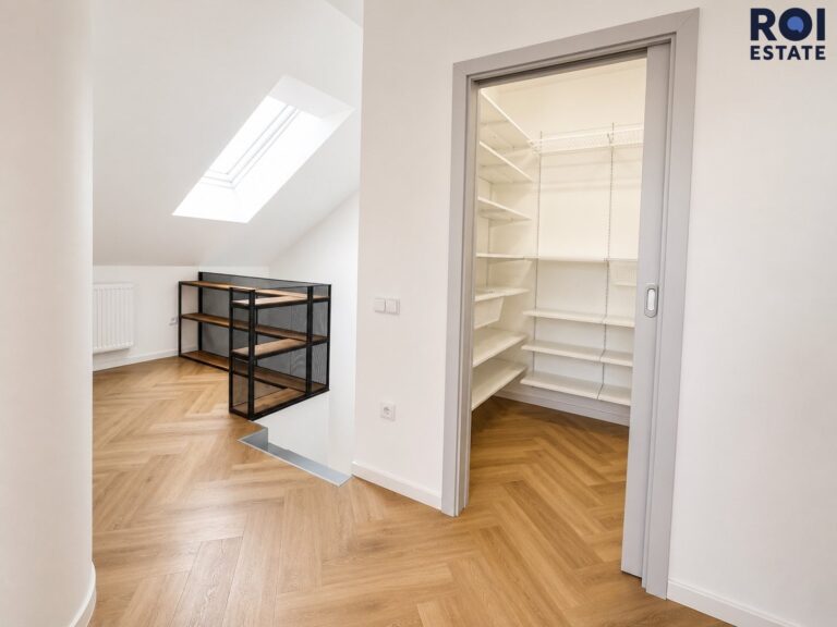 Pronájem bytu 2+1 100 m² s parkovacím stáním, Praha – Horní Počernice