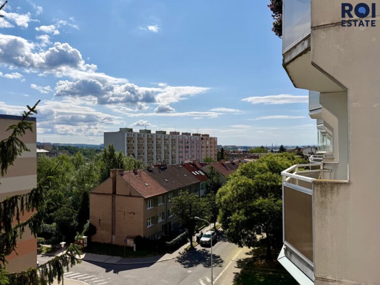 Pronájem bytu 2+1 57 m² + lodžie + balkon, top lokalita Brno – Královo Pole, ulice Galandauerova