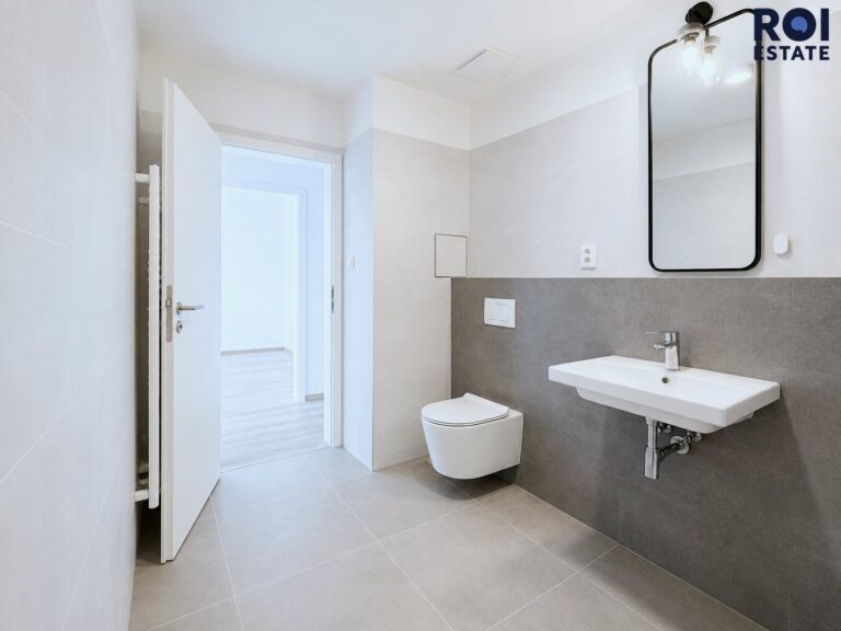 Pronájem bytu 2+kk 44 m² s parkovacím stáním a sklepem , Český Brod
