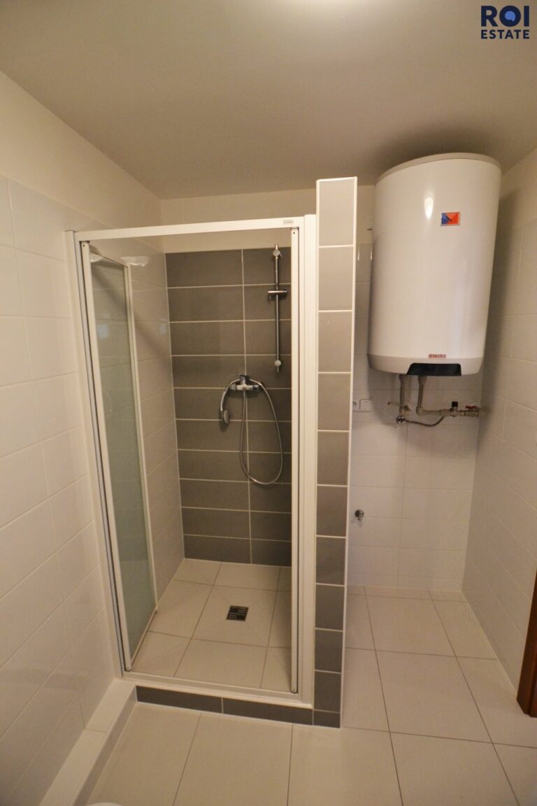 Pronájem bytu 2+kk 65m, na ul. Vídeňská v Brně, s lodžií a možností parkovacího stání