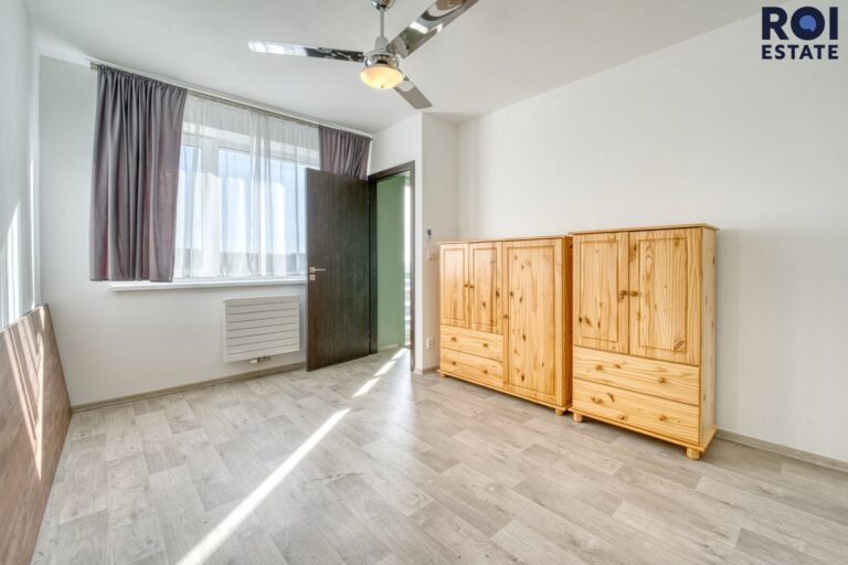 Pronájem bytu 4+kk, 113 m² – Mokrá-Horákov – Mokrá