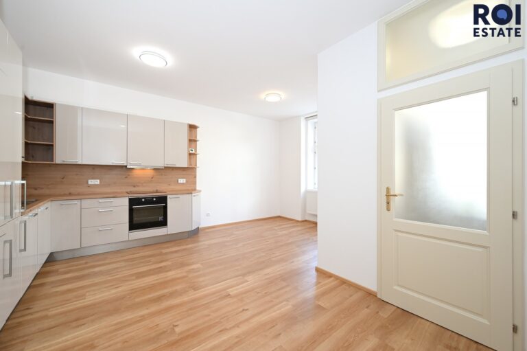 Pronájem bytu 2+1 78 m², Praha – Vinohrady